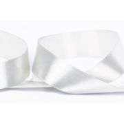 001 Лента атласная 2.5 см 33 метра белая Арт 170.092344(10)