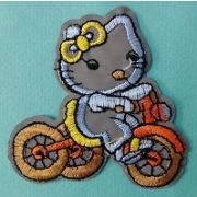 Термоаппликация, термонашивка Кошечка на велосипеде 7*7 см Арт 16.102460